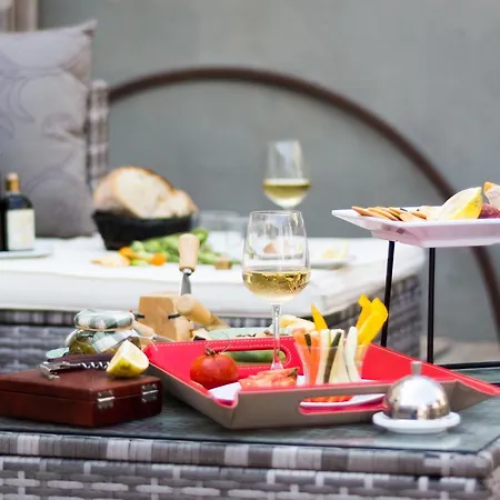 Guest house Lucente 4*