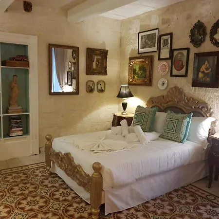 Πανσιόν Lucente