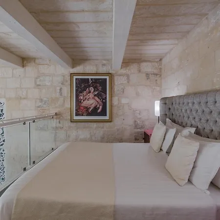 Lucente Guest house
