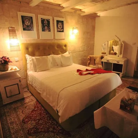 Lucente Guest house