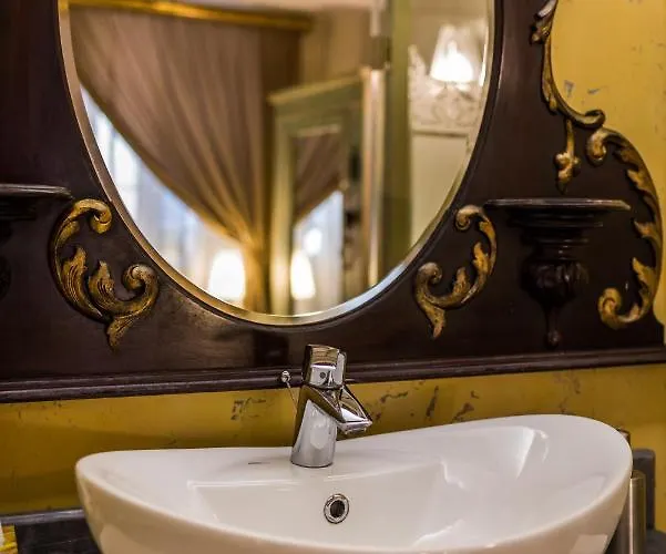 Lucente Πανσιόν 4*