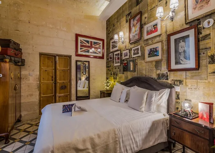 Lucente Πανσιόν 4*