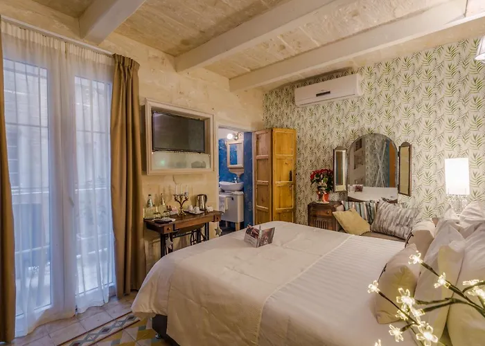 Lucente Πανσιόν 4*