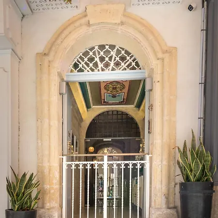 Lucente Affittacamere La Valletta