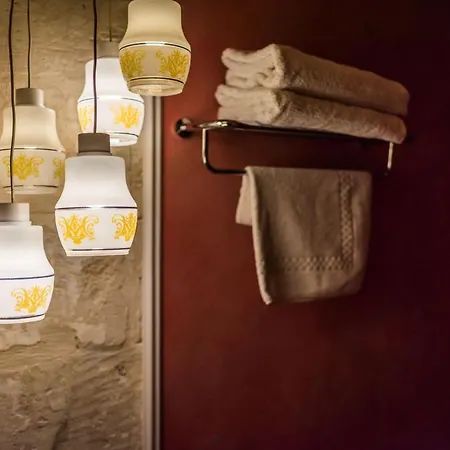 Lucente Affittacamere La Valletta