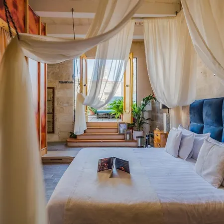 Lucente Affittacamere La Valletta