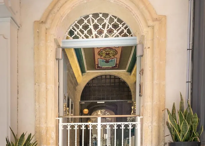 Lucente Konukevi Valletta